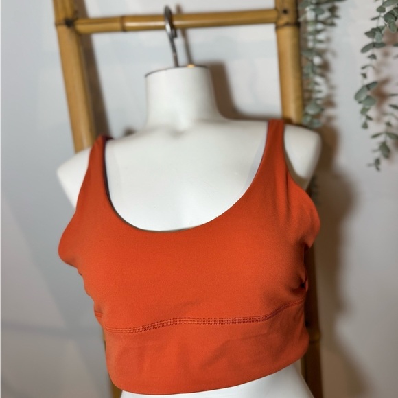 Lululemon Reversible Bra Light Support - Size 12 - Picture 5 of 8